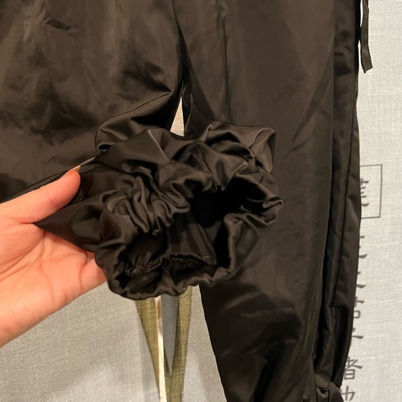 NWOT Forever 21 Cargo Pants 🖤 - Picture 9 of 9